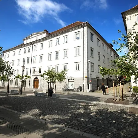 Zois * Lubiana